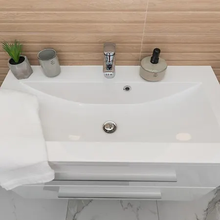 Apartment Luxurious New In