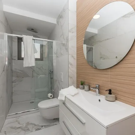 Apartament Luxurious New In *