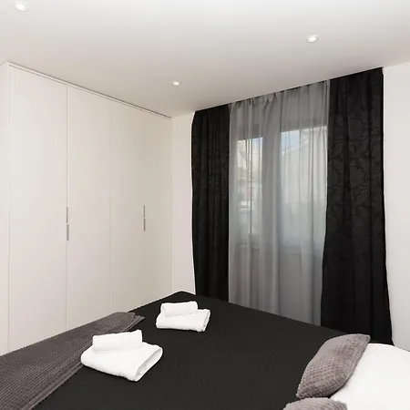 Apartament Luxurious New In *
